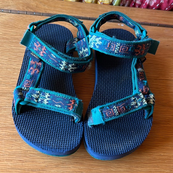 Lizard teva - Picture 1 of 3